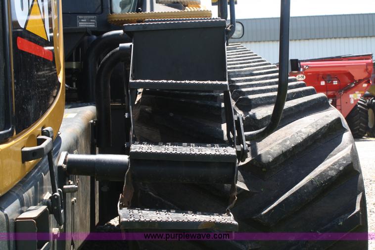 image for item A2043 2003 Caterpillar Challenger MT855 tractor