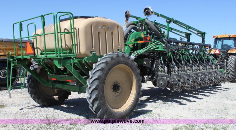image for item A2065 Great Plains Yield-Pro 1625A Twin Row planter