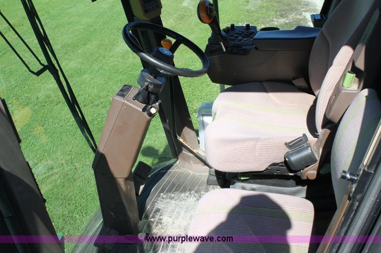 image for item A2066 2005 John Deere 9760 STS RWA combine