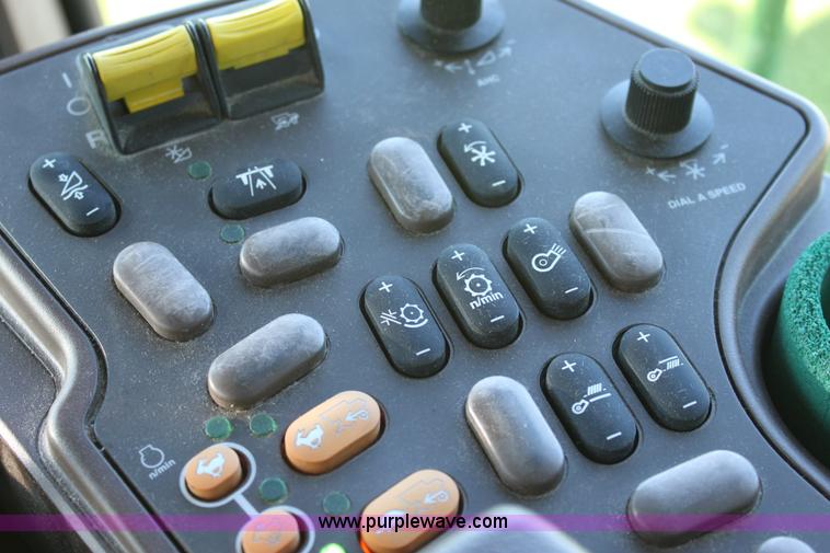 image for item A2066 2005 John Deere 9760 STS RWA combine