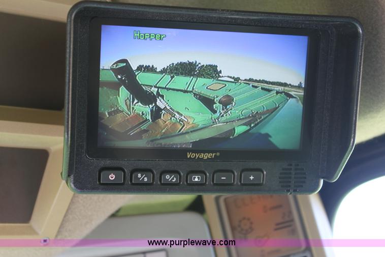 image for item A2066 2005 John Deere 9760 STS RWA combine
