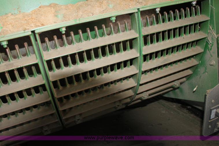 image for item A2066 2005 John Deere 9760 STS RWA combine