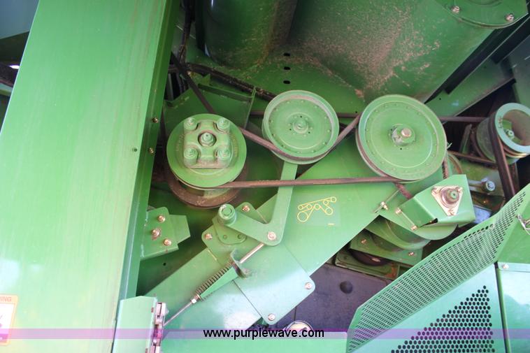 image for item A2066 2005 John Deere 9760 STS RWA combine