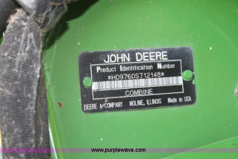 image for item A2066 2005 John Deere 9760 STS RWA combine