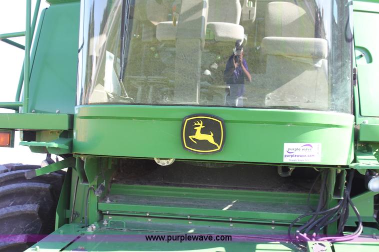 image for item A2066 2005 John Deere 9760 STS RWA combine