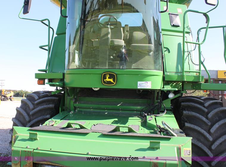 image for item A2066 2005 John Deere 9760 STS RWA combine