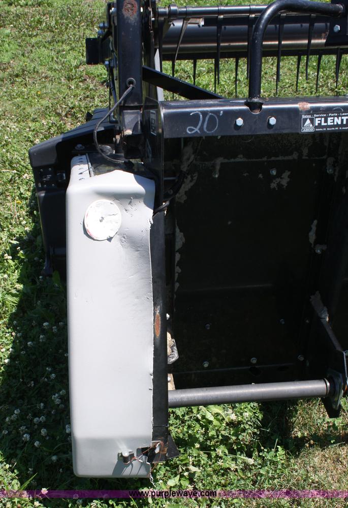 image for item A2068 AGCO Gleaner 820 flex head