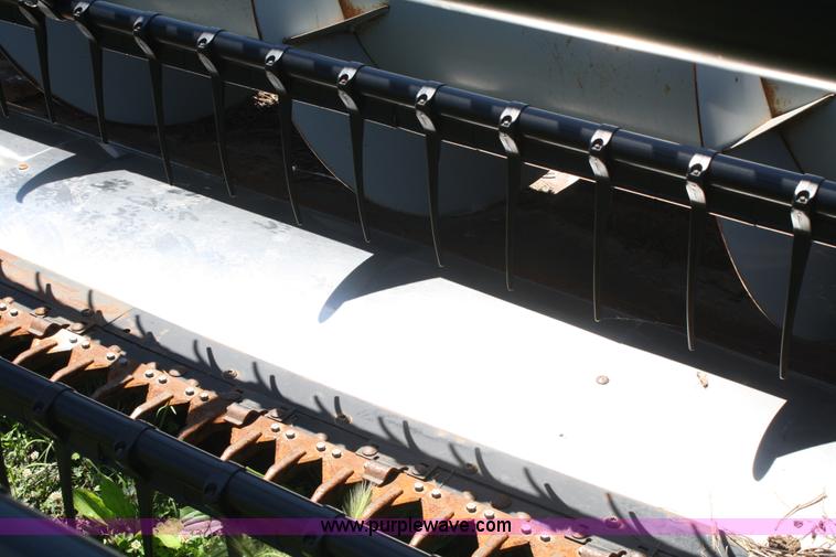 image for item A2068 AGCO Gleaner 820 flex head