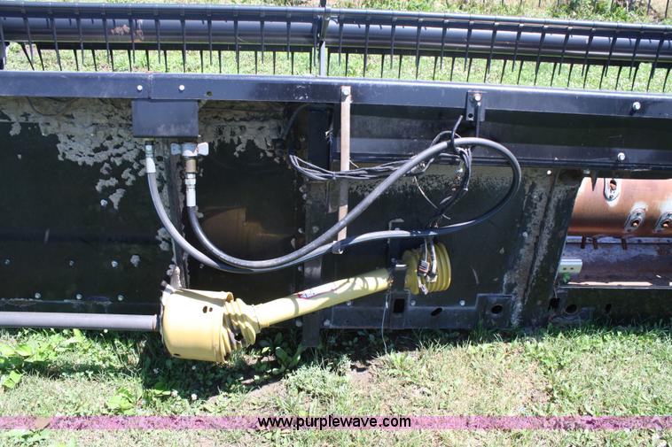 image for item A2068 AGCO Gleaner 820 flex head