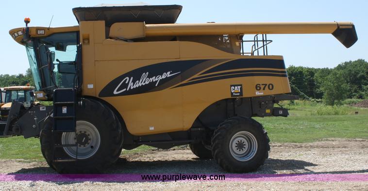 image for item A2088 2007 AGCO Challenger 670 RWA combine