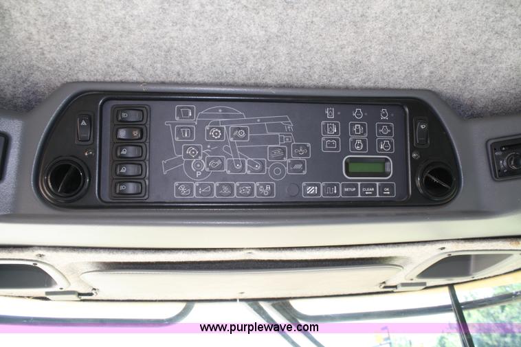 image for item A2088 2007 AGCO Challenger 670 RWA combine