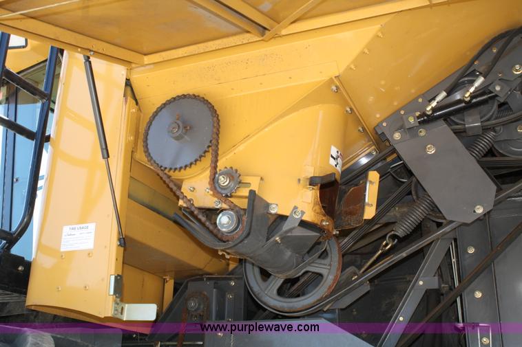 image for item A2088 2007 AGCO Challenger 670 RWA combine