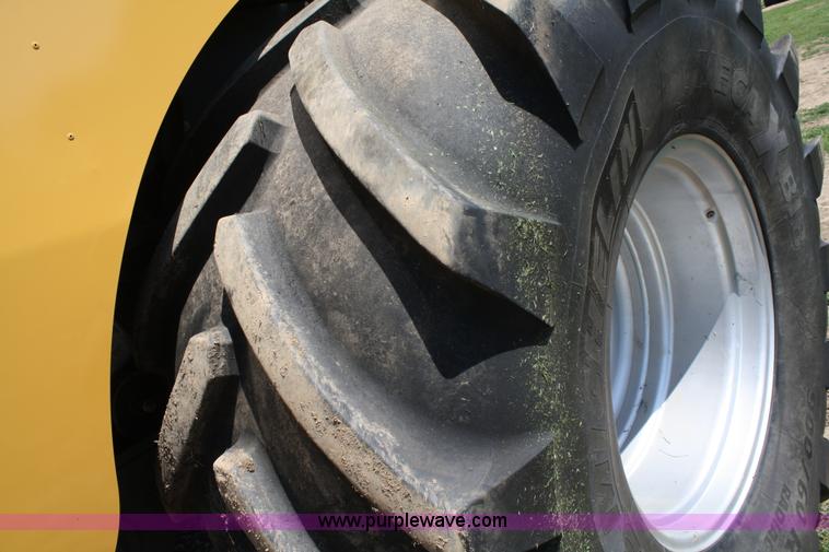 image for item A2088 2007 AGCO Challenger 670 RWA combine