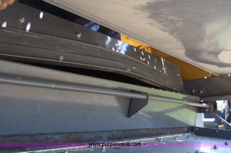 image for item A2088 2007 AGCO Challenger 670 RWA combine