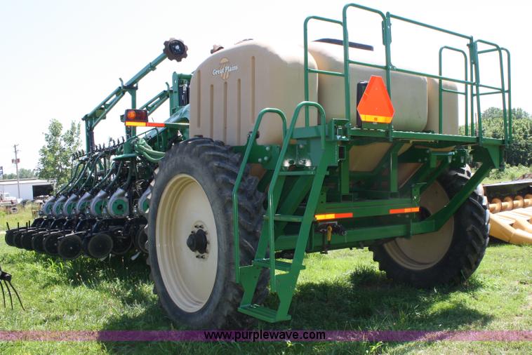 image for item A2090 Great Plains Yield-Pro 1225 Twin Row planter