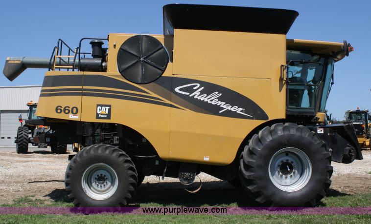 image for item A2091 2005 AGCO Challenger 660 RWA combine