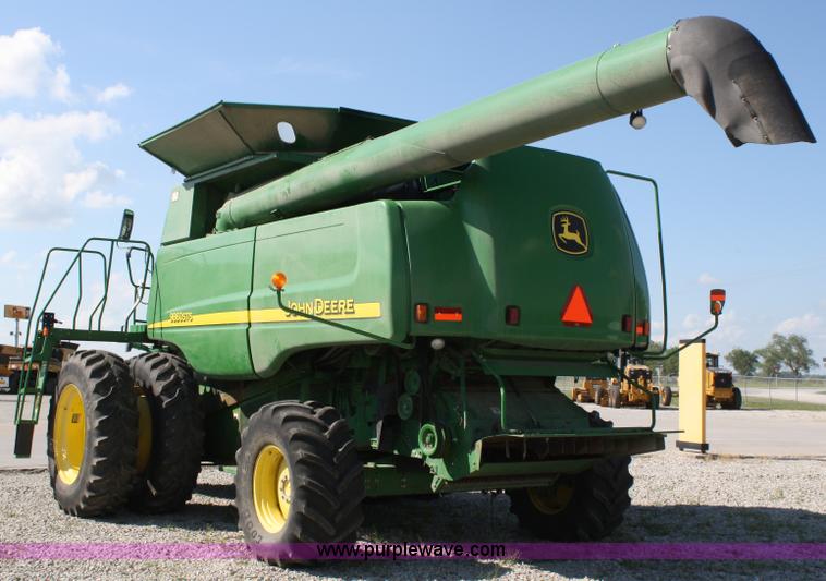 image for item A2102 2005 John Deere 9860 STS combine