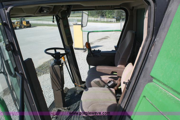 image for item A2102 2005 John Deere 9860 STS combine