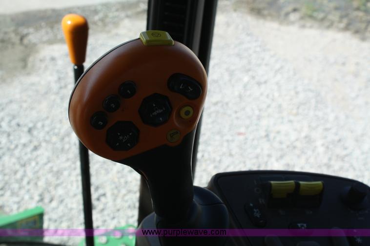 image for item A2102 2005 John Deere 9860 STS combine