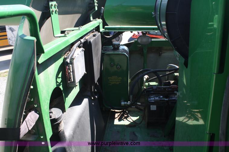 image for item A2102 2005 John Deere 9860 STS combine