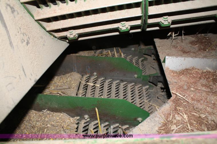 image for item A2102 2005 John Deere 9860 STS combine