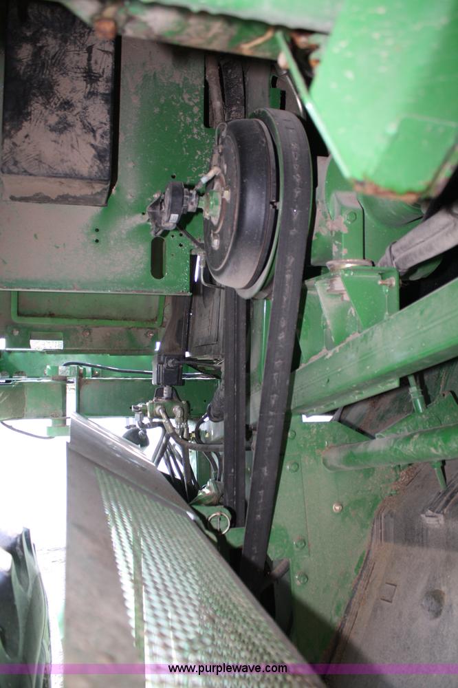 image for item A2102 2005 John Deere 9860 STS combine