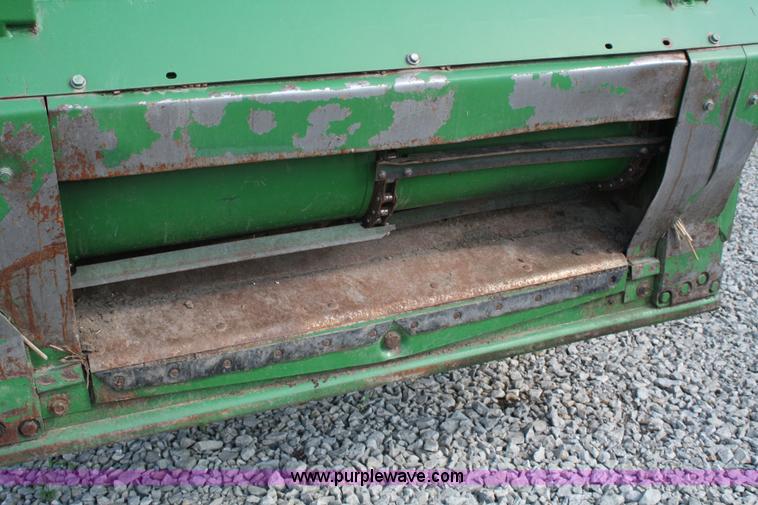 image for item A2102 2005 John Deere 9860 STS combine