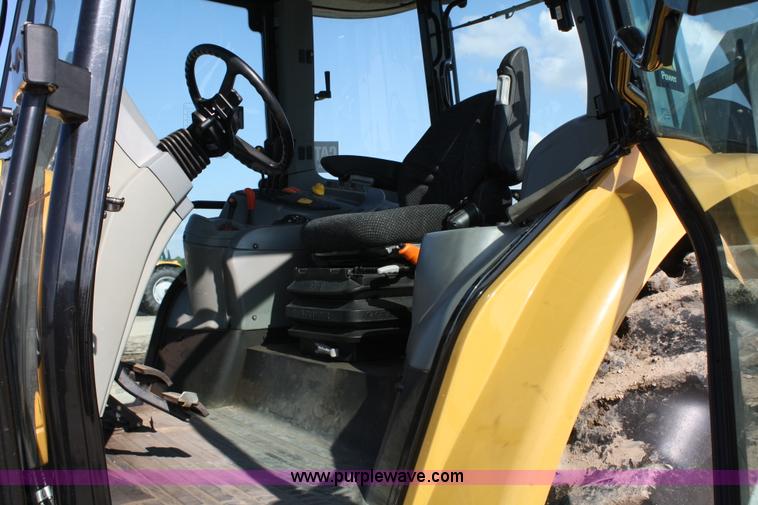 image for item A2103 2006 Challenger MT455B MFWD tractor