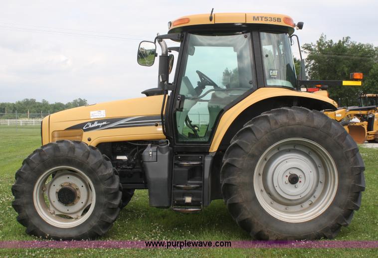image for item A2137 2006 Caterpillar Challenger MT535B MFWD tractor