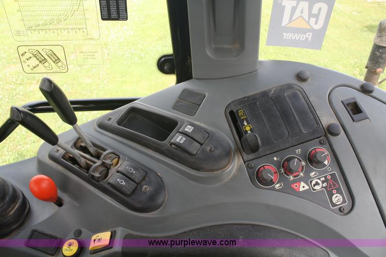 image for item A2137 2006 Caterpillar Challenger MT535B MFWD tractor