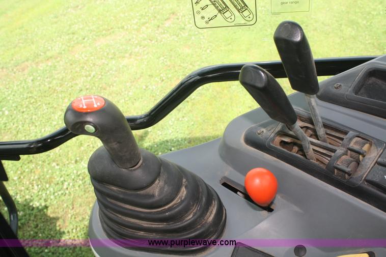 image for item A2137 2006 Caterpillar Challenger MT535B MFWD tractor