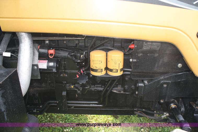 image for item A2137 2006 Caterpillar Challenger MT535B MFWD tractor