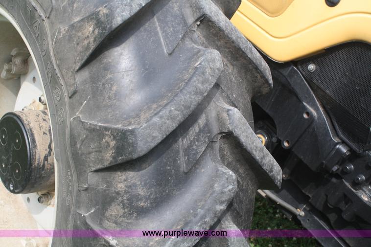 image for item A2137 2006 Caterpillar Challenger MT535B MFWD tractor