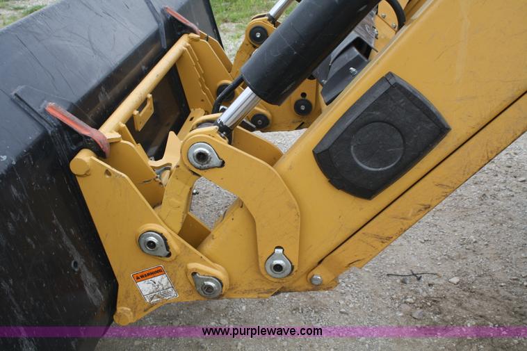 image for item A2141 2007 Caterpillar Challenger MT535B MFWD tractor with loader