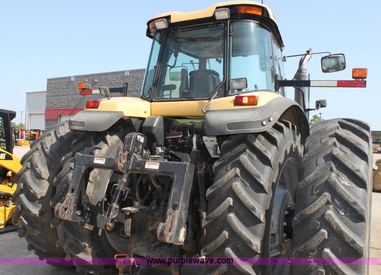 image for item A3686 AGCO Challenger MT665 MFWD tractor