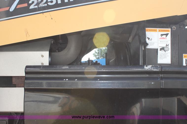 image for item A3686 AGCO Challenger MT665 MFWD tractor