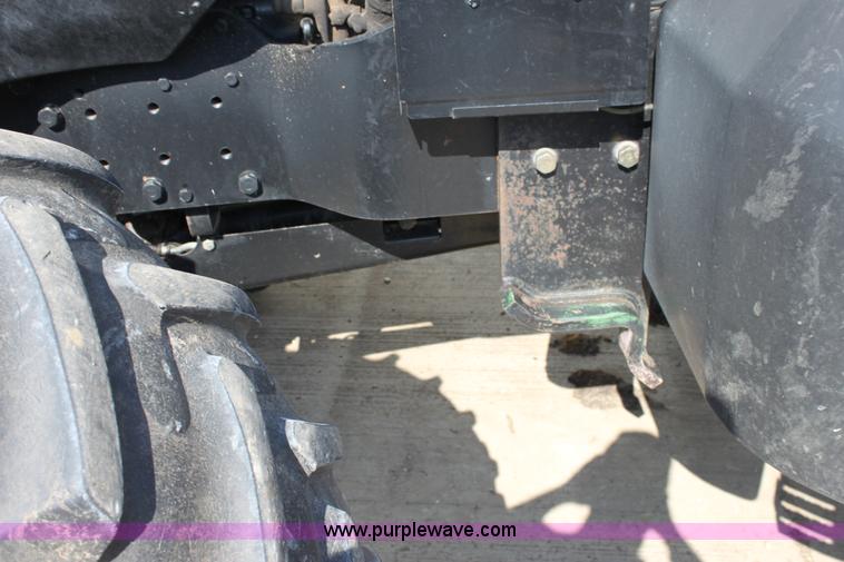 image for item A3686 AGCO Challenger MT665 MFWD tractor