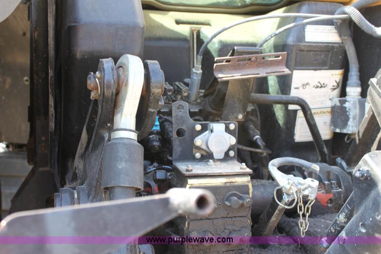 image for item A3686 AGCO Challenger MT665 MFWD tractor