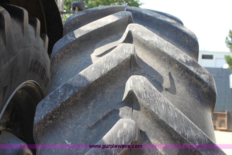 image for item A3686 AGCO Challenger MT665 MFWD tractor