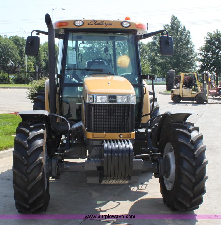 image for item A3687 AGCO Challenger MT425B MFWD tractor