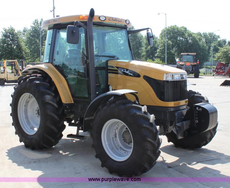 image for item A3687 AGCO Challenger MT425B MFWD tractor