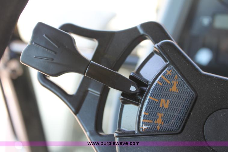 image for item A3687 AGCO Challenger MT425B MFWD tractor