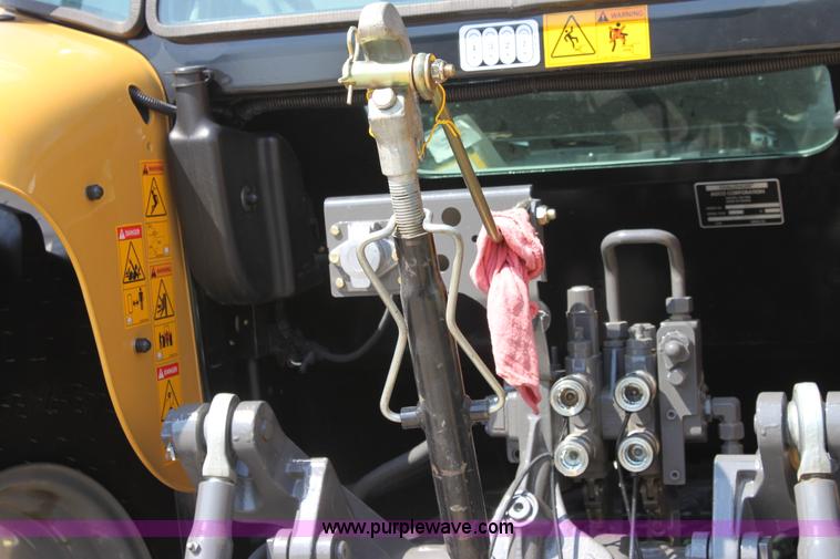 image for item A3687 AGCO Challenger MT425B MFWD tractor