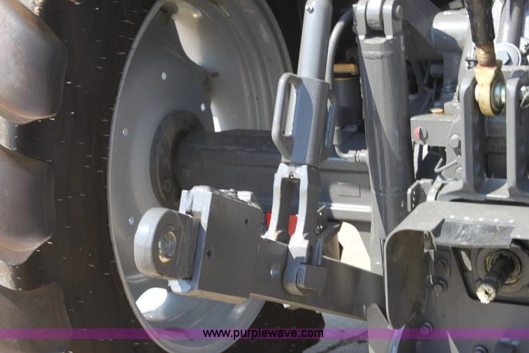 image for item A3687 AGCO Challenger MT425B MFWD tractor