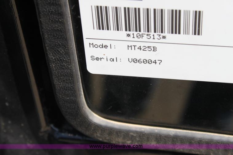 image for item A3687 AGCO Challenger MT425B MFWD tractor