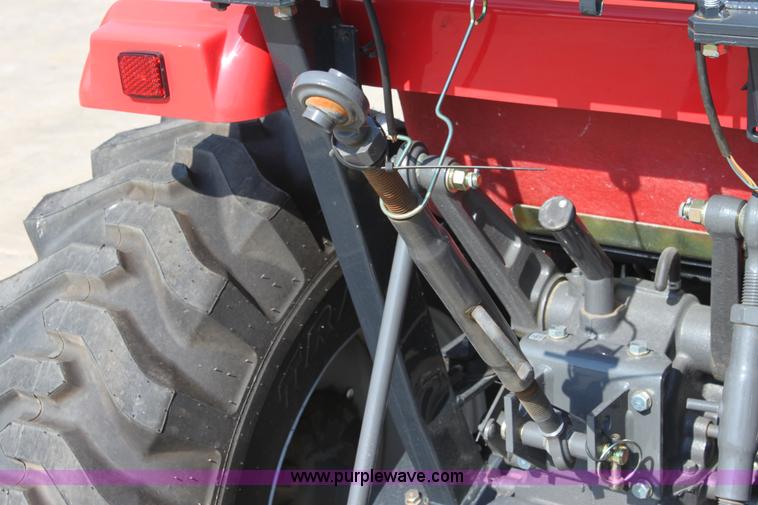 image for item A3688 Massey-Ferguson 1529 MFWD tractor with loader