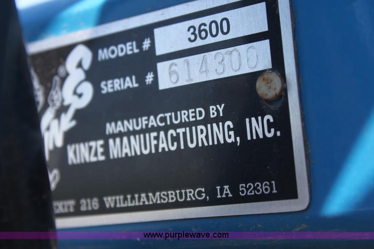 image for item A3695 Kinze 3600 Twin-Line 16/31 row planter