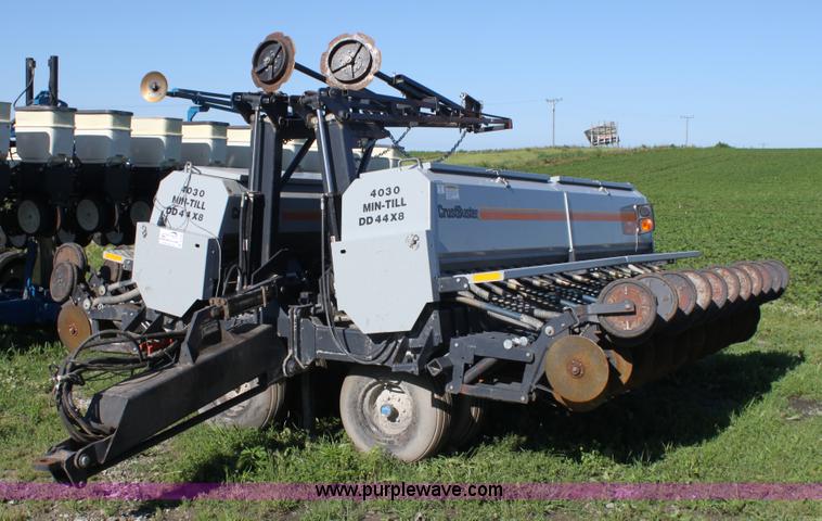 image for item A3698 CrustBuster 4000 30' seeder