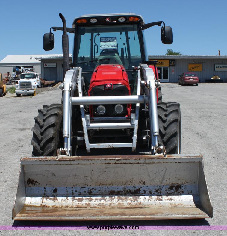 image for item A3702 2006 Massey-Ferguson 5455 MFWD tractor
