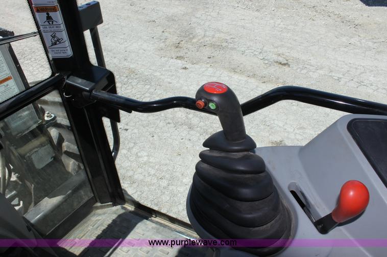 image for item A3702 2006 Massey-Ferguson 5455 MFWD tractor